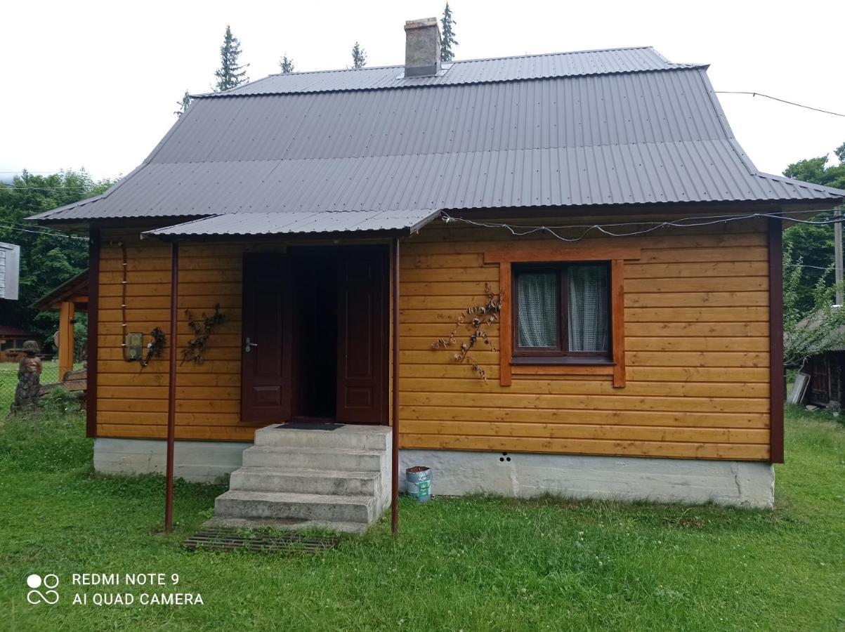 Садиба Брусний Mykulychyn Esterno foto